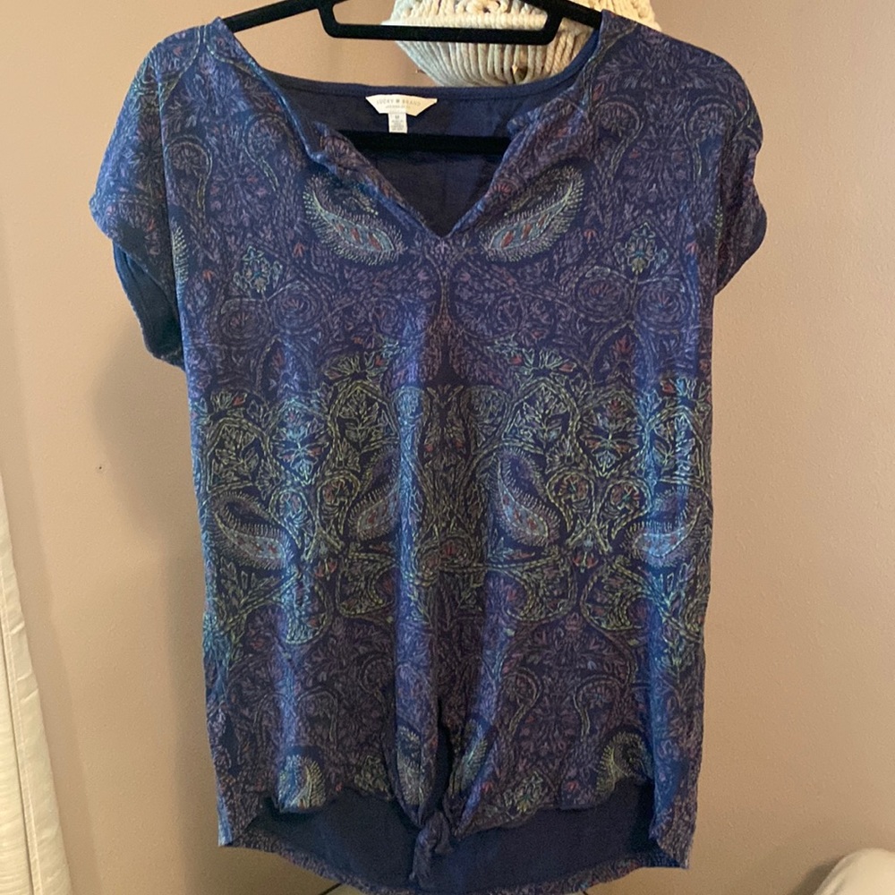Purple detailed Lucky Tee ~ Size M